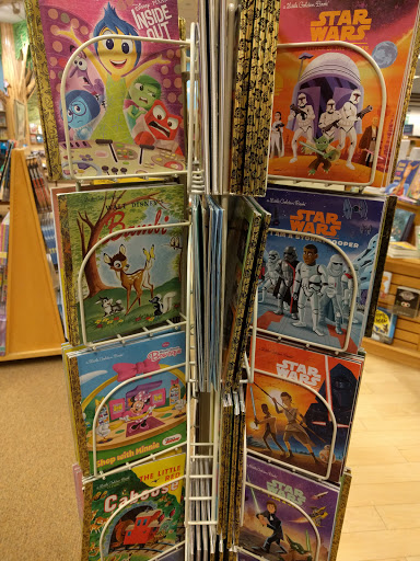 Book Store «Barnes & Noble Booksellers Maple Grove», reviews and photos, 8040 Wedgewood Ln N, Maple Grove, MN 55369, USA
