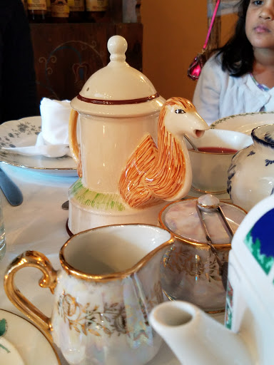 Tea House «Pinecone Cottage Tea House», reviews and photos, 1029 Burlington Ave, Downers Grove, IL 60515, USA