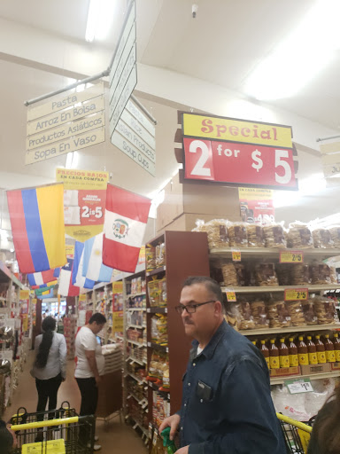 Grocery Store «Northgate Gonzalez Markets», reviews and photos, 9101 Telegraph Rd, Pico Rivera, CA 90660, USA