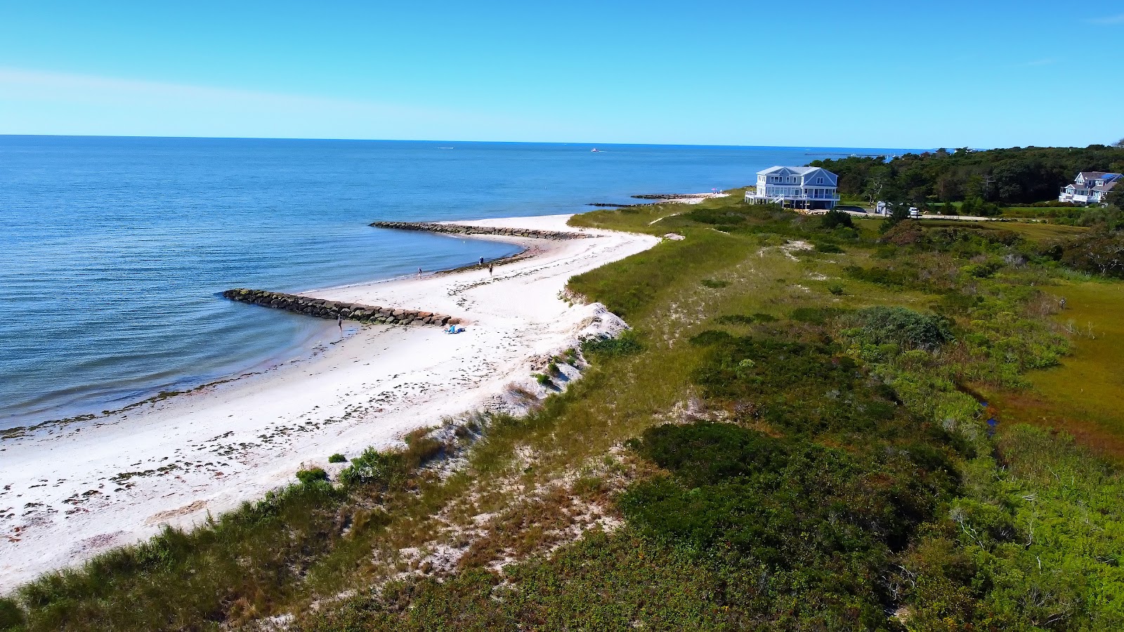 Foto von Red River beach mit geräumiger strand