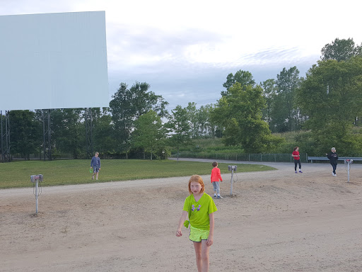 Drive-in Movie Theater «Vali-Hi Drive-In», reviews and photos, 11260 Hudson Blvd, Lake Elmo, MN 55042, USA