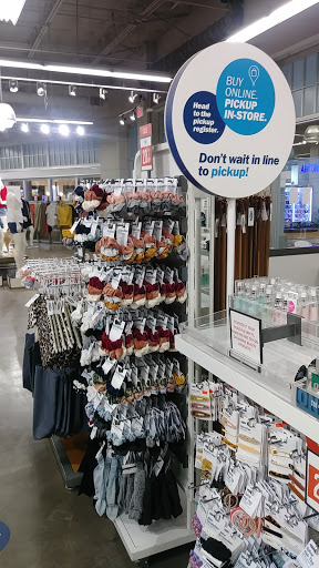Clothing Store «Old Navy», reviews and photos, 7795 W Flagler St, Miami, FL 33144, USA