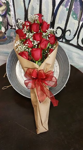 Florist «Parisian Bridal & Flowers», reviews and photos, 7924 Gateway Blvd E #150a, El Paso, TX 79915, USA