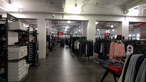 Department Store «Saks OFF 5TH», reviews and photos, 29 Tarrytown Rd, White Plains, NY 10607, USA