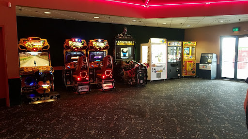 Movie Theater «Cobb Grand 10 Cinemas», reviews and photos, 920 Spring Lake Ct NW, Winter Haven, FL 33881, USA