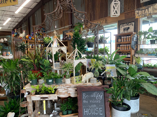 Animal Feed Store «Wabash Feed & Garden Store», reviews and photos, 4537 N Shepherd Dr, Houston, TX 77018, USA