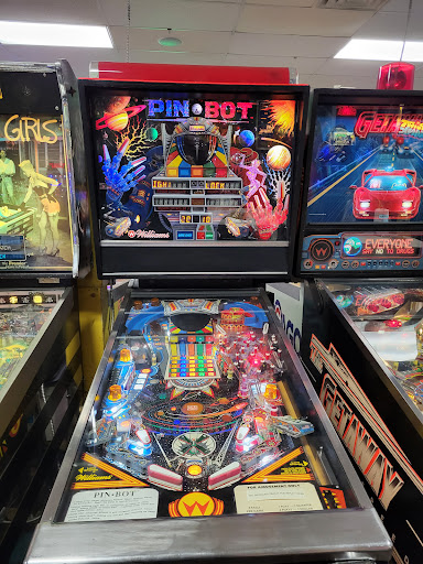 Shopping Mall «Great Valley Shopping Center», reviews and photos, 81 Lancaster Ave, Malvern, PA 19355, USA