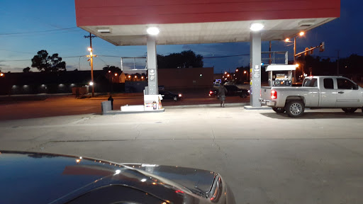 Convenience Store «R & R Food Store», reviews and photos, 6110 S Peoria Ave, Tulsa, OK 74136, USA