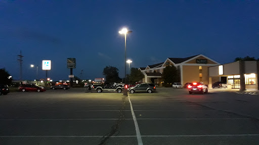 Supermarket «ALDI», reviews and photos, 140 E Poyntz Ave, Manhattan, KS 66502, USA