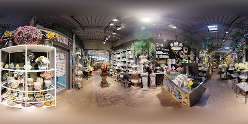 Florist «Blossoms», reviews and photos, 33866 Woodward Ave, Birmingham, MI 48009, USA