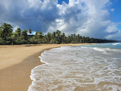 Playa Coson的照片 带有长直海岸
