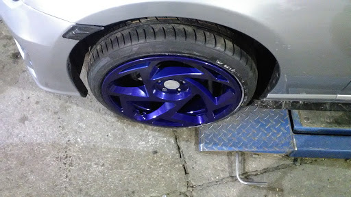 Auto Repair Shop «Discount Tire & Service of Greeley», reviews and photos, 120 18th St, Greeley, CO 80631, USA