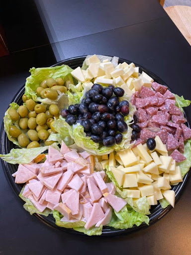 Wine Store «Mesa Foods and Liquors», reviews and photos, 28562 Oso Pkwy Ste G, Rancho Santa Margarita, CA 92688, USA