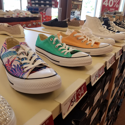 Shoe Store «Famous Footwear», reviews and photos, 10412 156th St E, Puyallup, WA 98374, USA