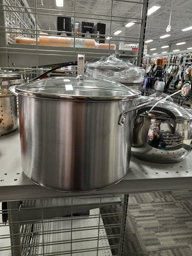 Clothing Store «Burlington Coat Factory», reviews and photos, 1300 N Larkin Ave, Joliet, IL 60435, USA