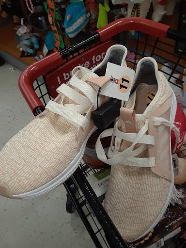 Department Store «HomeGoods», reviews and photos, 162 Everett Ave, Chelsea, MA 02150, USA