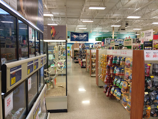 Pet Supply Store «PetSmart», reviews and photos, 131 Highlands Blvd Dr, Manchester, MO 63011, USA