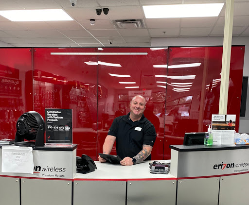 Cell Phone Store «GoWireless Verizon Authorized Retailer», reviews and photos, 11255 US-301 #106, Parrish, FL 34219, USA