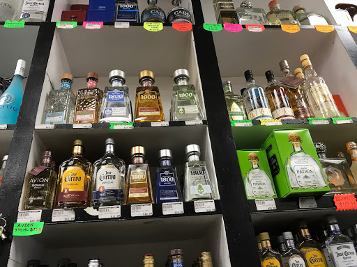 Liquor Store «Howard Liquors», reviews and photos, 3 N Howard St, Baltimore, MD 21201, USA