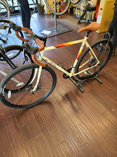 Bicycle Store «Big City Bikes», reviews and photos, 2425 N Ashland Ave, Chicago, IL 60614, USA