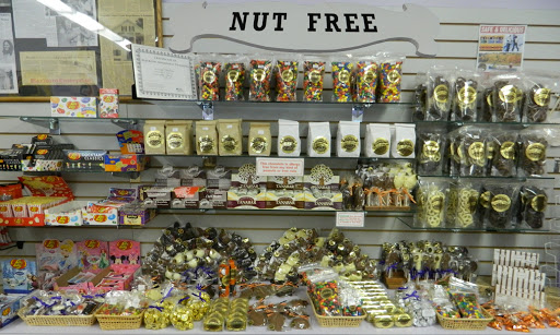 Candy Store «Wayside Country Store», reviews and photos, 1015 Boston Post Rd E #1, Marlborough, MA 01752, USA