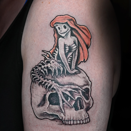 Explore good shoulder tattoo ideas, creative tattoo ideas in Saint Petersburg, available at Phoebus Tattoos