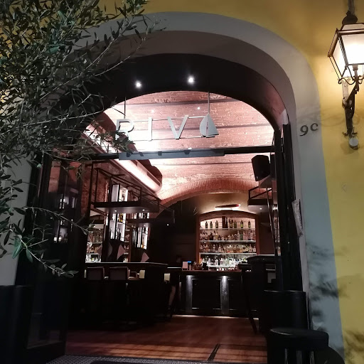 Riva Club Firenze | Aperitivo - Lounge Cocktail Bar - Restaurant