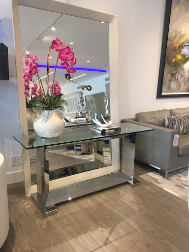 Furniture Store «Wasser Exclusive Furniture», reviews and photos, 19 NE 1st Ave, Hallandale Beach, FL 33009, USA