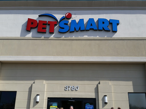 Pet Supply Store «PetSmart», reviews and photos, 3780 Riverchase Village #300, Hoover, AL 35244, USA