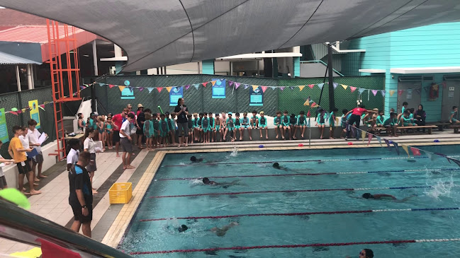 Dover Court International School - School