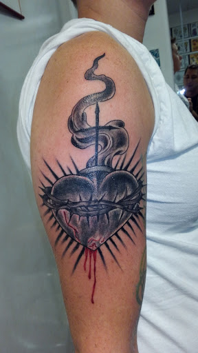 Tattoo Shop «Aces & Eights Tattoo Shop», reviews and photos, 6846 Park Blvd N, Pinellas Park, FL 33781, USA