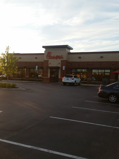 Fast Food Restaurant «Chick-fil-A», reviews and photos, 5351 S 76th St, Greendale, WI 53129, USA