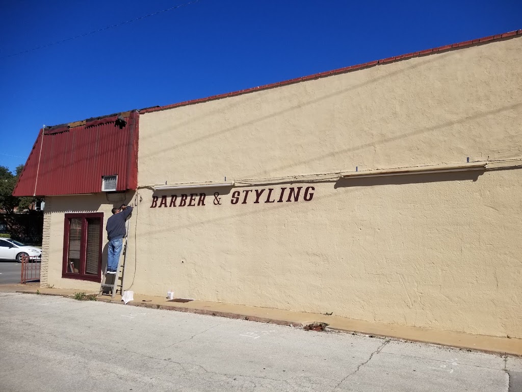Paul's Barber & Styling Shop 79601