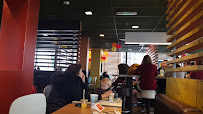 Atmosphère du Restauration rapide McDonald's à Clichy-sous-Bois - n°8
