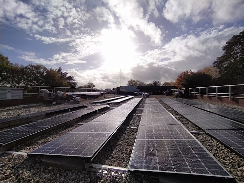 Fournisseur d'équipements d'énergie solaire Libre Énergie - Solutions pour l'autonomie énergétique Bouguenais