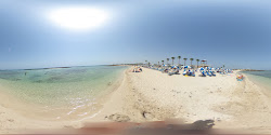 Foto de Ayia Thekla Beach com várias baías espaçosas