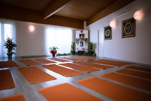 Kashi Kriya Yoga Centre image