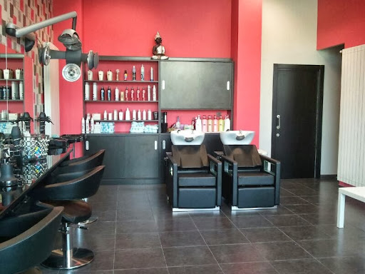 Información y opiniones sobre Peluquería Izmara de Amurrio