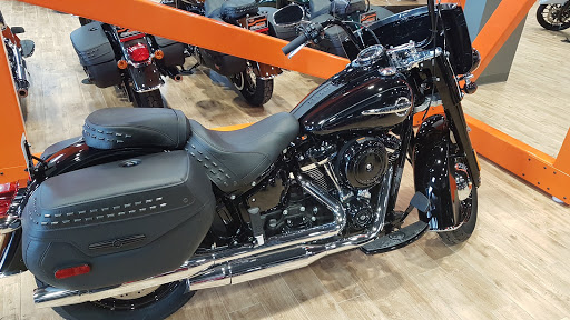 Motorcycle Dealer «McGrath Dubuque Harley Davidson», reviews and photos, 145 N Cres Ridge, Dubuque, IA 52003, USA