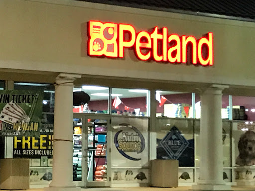 Petland Lewis Center, 86 Meadow Park Ave, Lewis Center, OH 43035, USA, 