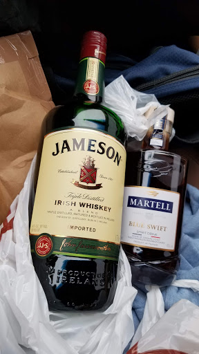 Wine Store «Total Wine & More», reviews and photos, 32095 Pacific Hwy S, Federal Way, WA 98003, USA