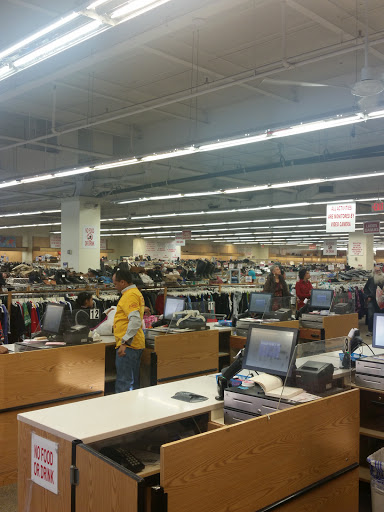 Thrift Store «MyUnique», reviews and photos, 218 W 234th St, Bronx, NY 10463, USA