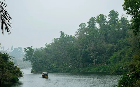 Foy's Lake image