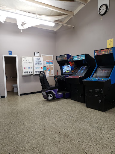 Laundromat «Coin Laundry», reviews and photos, 2164 US-101, Lincoln City, OR 97367, USA