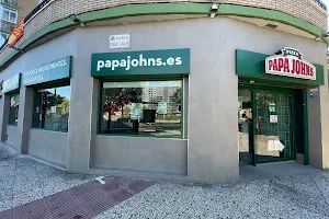 Papa Johns Pizza image