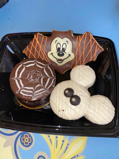 Jolly Holiday Bakery Cafe