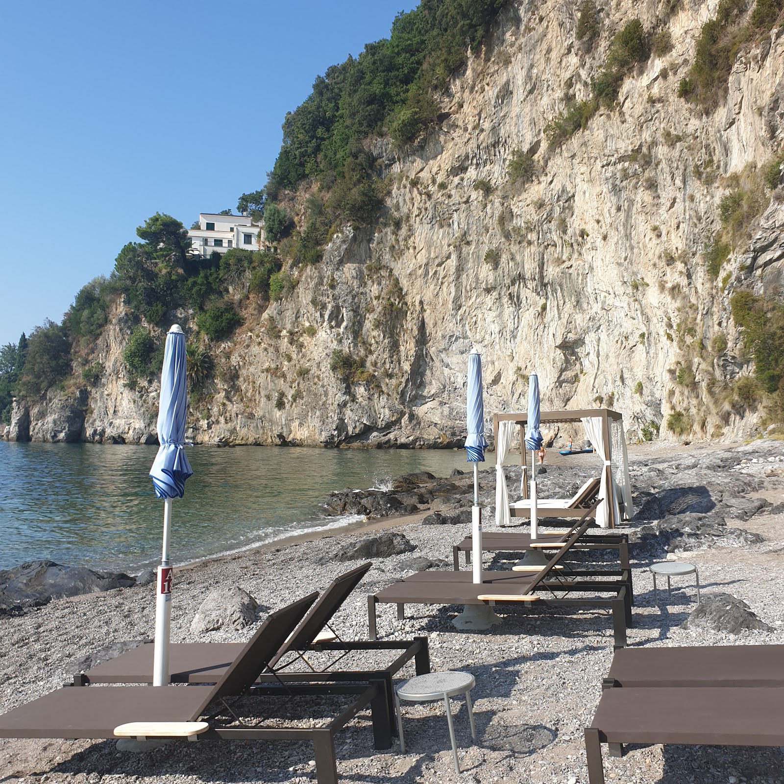 Foto von Spiaggia di Giardini del Fuenti strandresort-gebiet