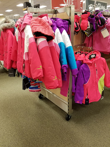 Sporting Goods Store «Peter Glenn Ski & Sports», reviews and photos, 1900 Okeechobee Blvd, West Palm Beach, FL 33409, USA