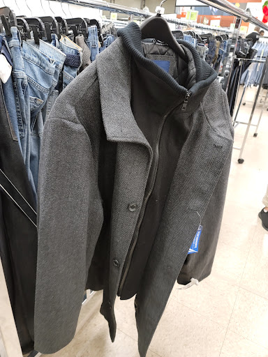 Clothing Store «K&G Fashion Superstore», reviews and photos, 908 Morse Rd, Columbus, OH 43229, USA