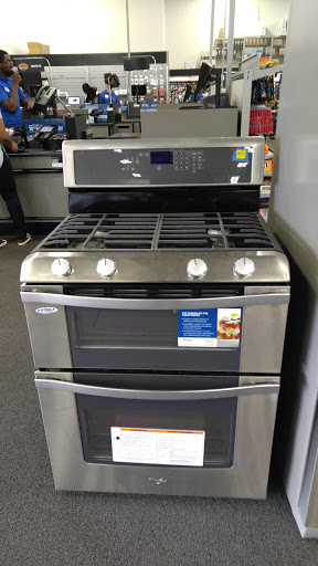 Electronics Store «Best Buy», reviews and photos, 16221 Ford Rd, Dearborn, MI 48126, USA